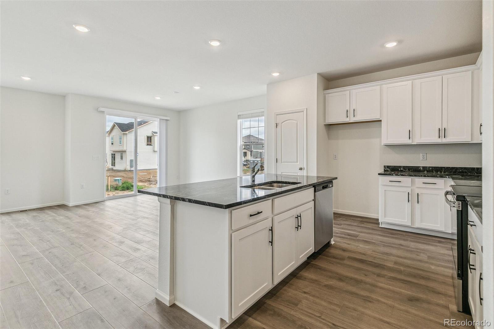 MLS Image #11 for 1613  bloom street,brighton, Colorado