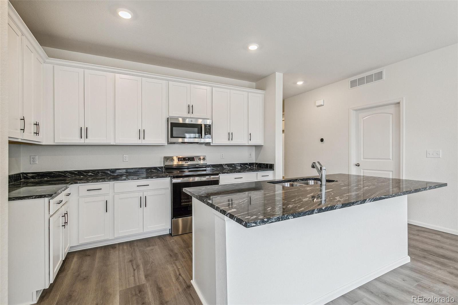 MLS Image #16 for 1613  bloom street,brighton, Colorado