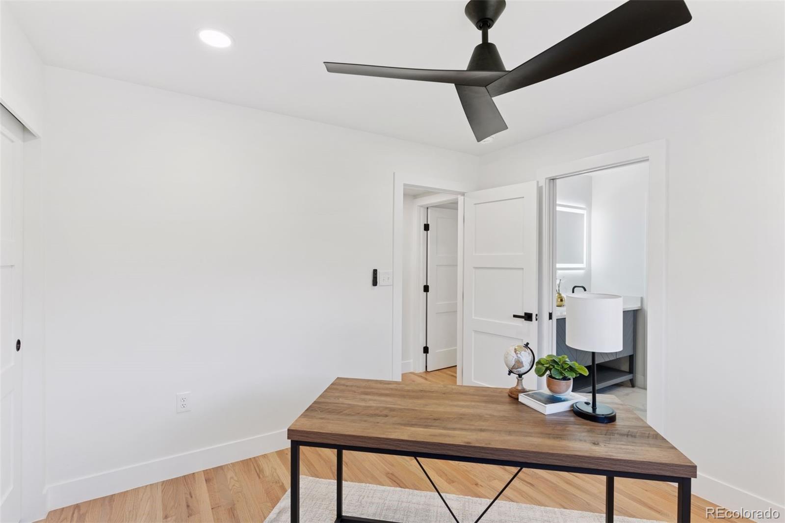 MLS Image #29 for 3775 s forest way,denver, Colorado