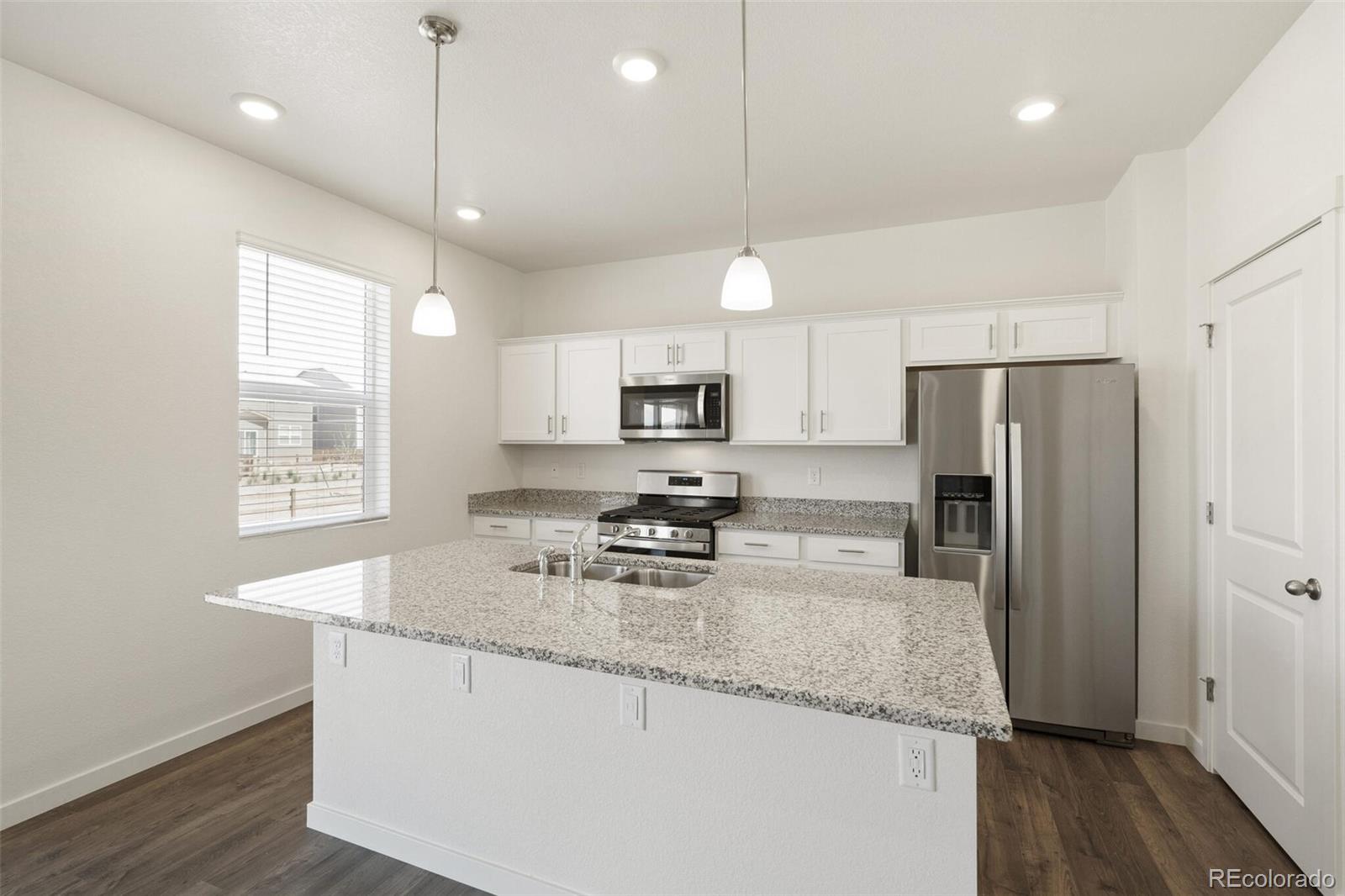MLS Image #13 for 842 n deer park street,watkins, Colorado