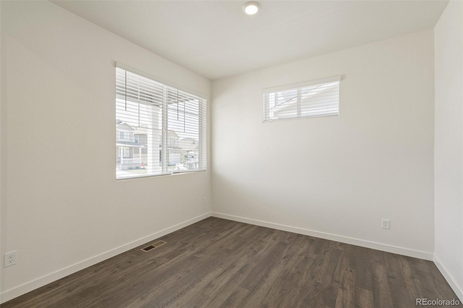 MLS Image #7 for 842 n deer park street,watkins, Colorado
