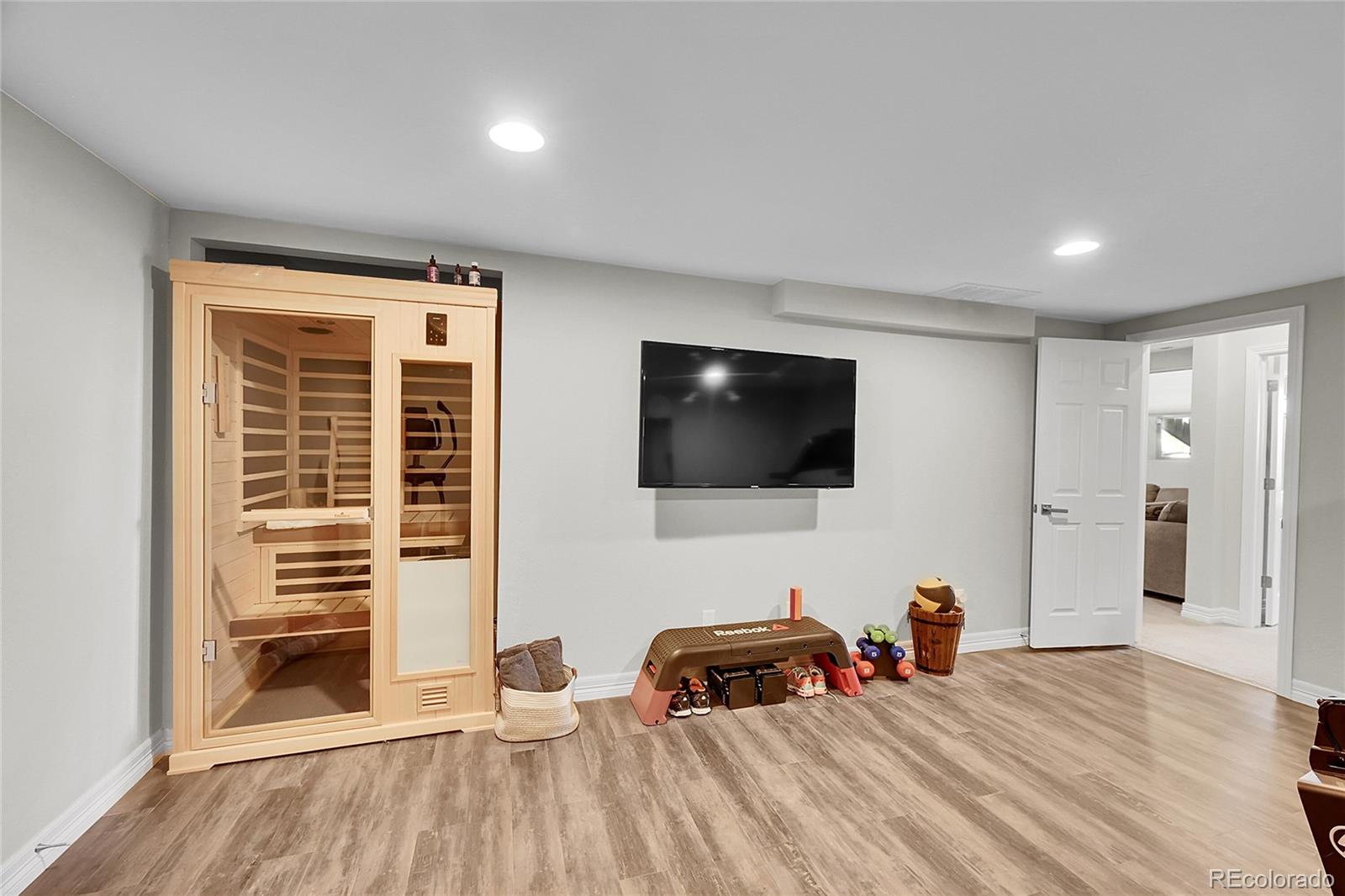 MLS Image #39 for 8661 s de gaulle court,aurora, Colorado