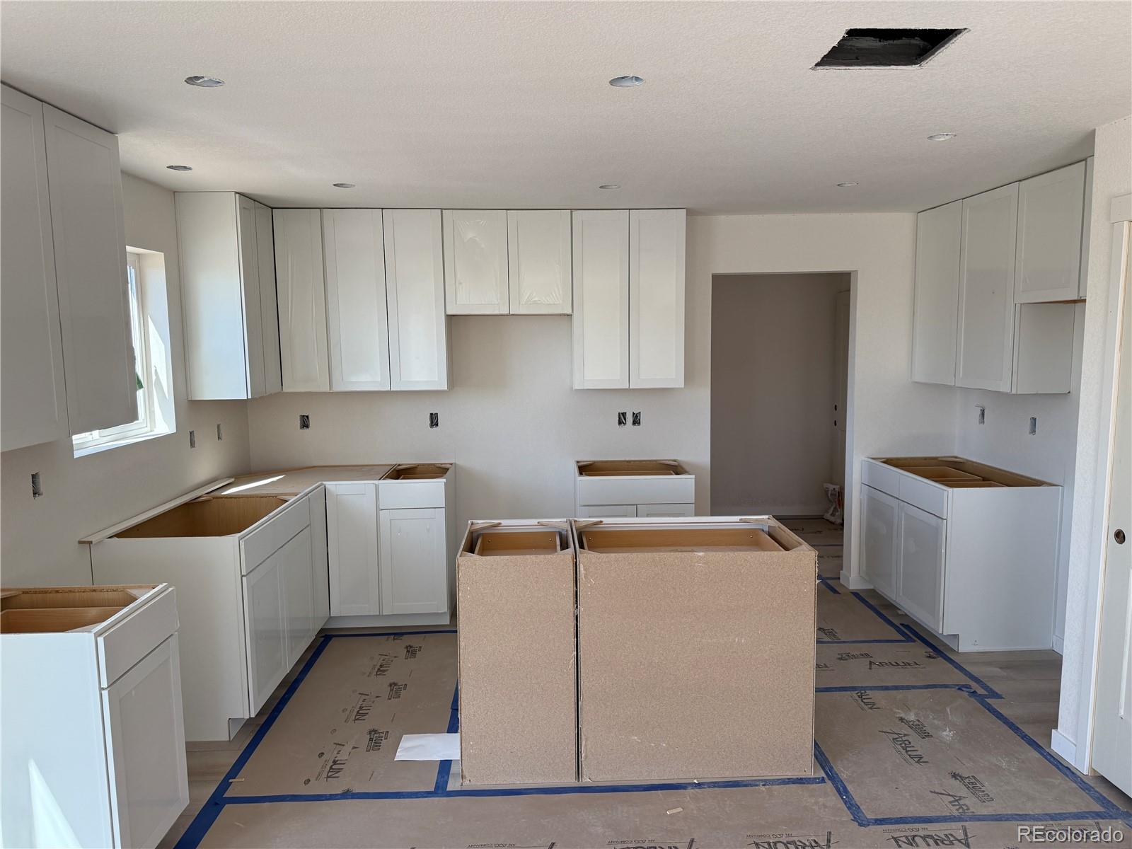 MLS Image #4 for 701  little bear ,colorado springs, Colorado