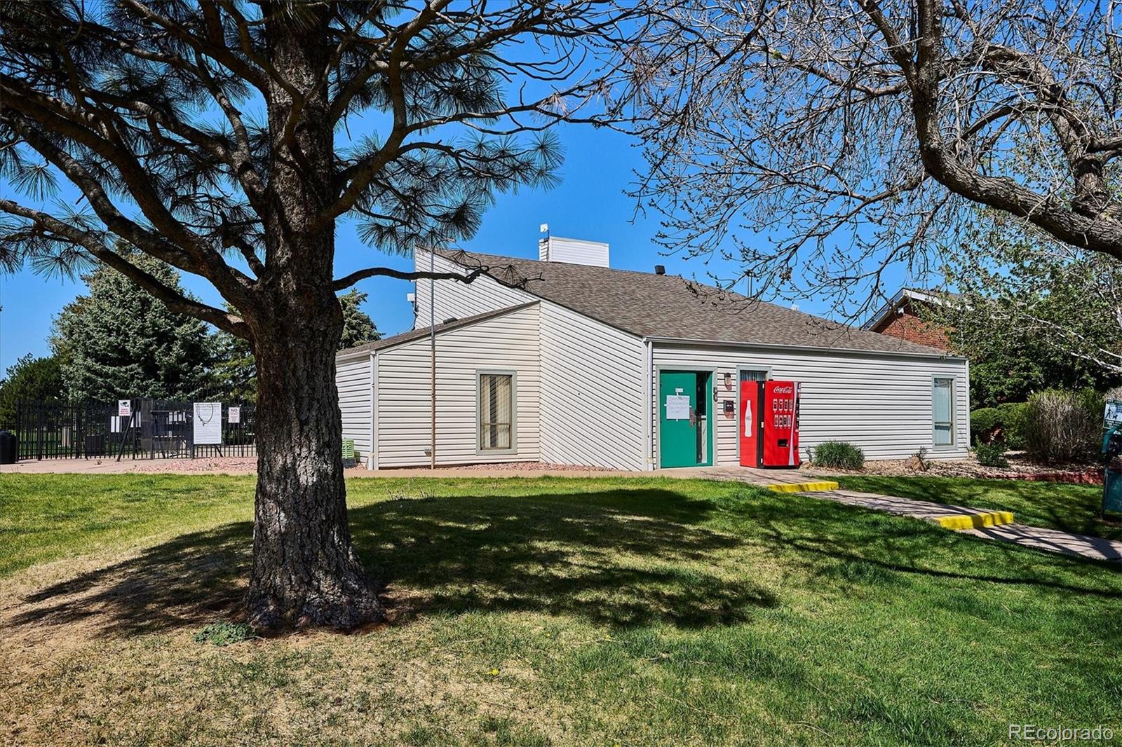 MLS Image #20 for 10150 e virginia avenue,denver, Colorado