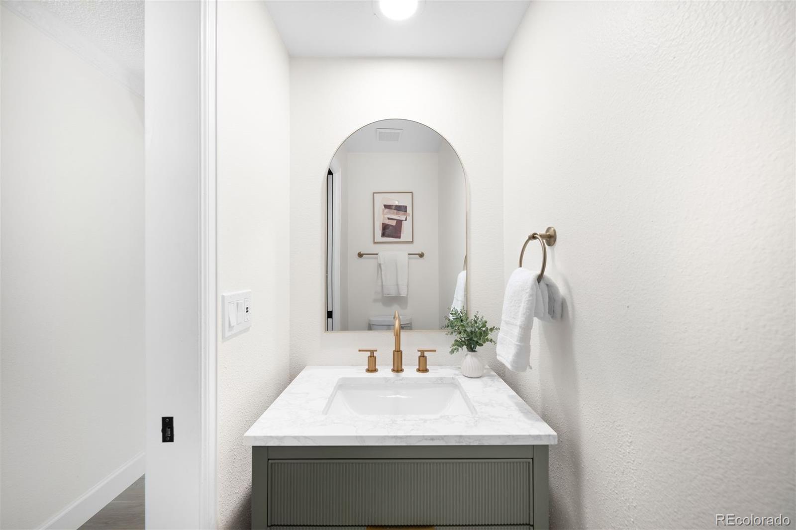 MLS Image #27 for 7308 s steele circle,centennial, Colorado