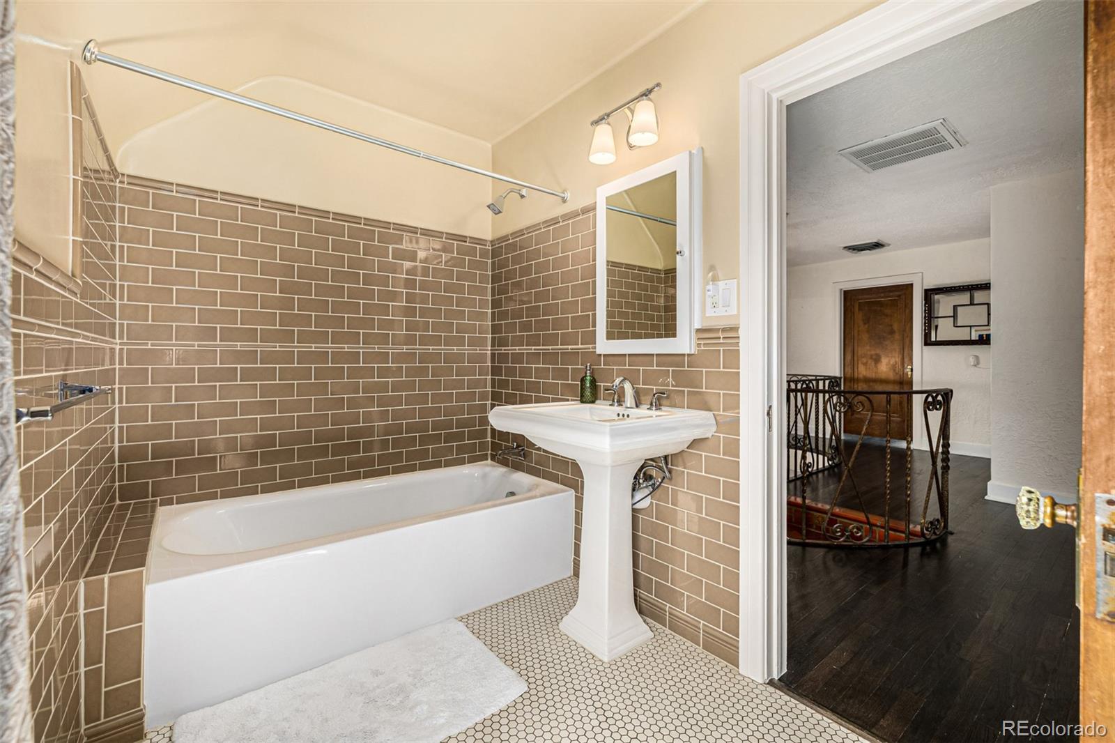 MLS Image #32 for 1795 n monaco st parkway,denver, Colorado
