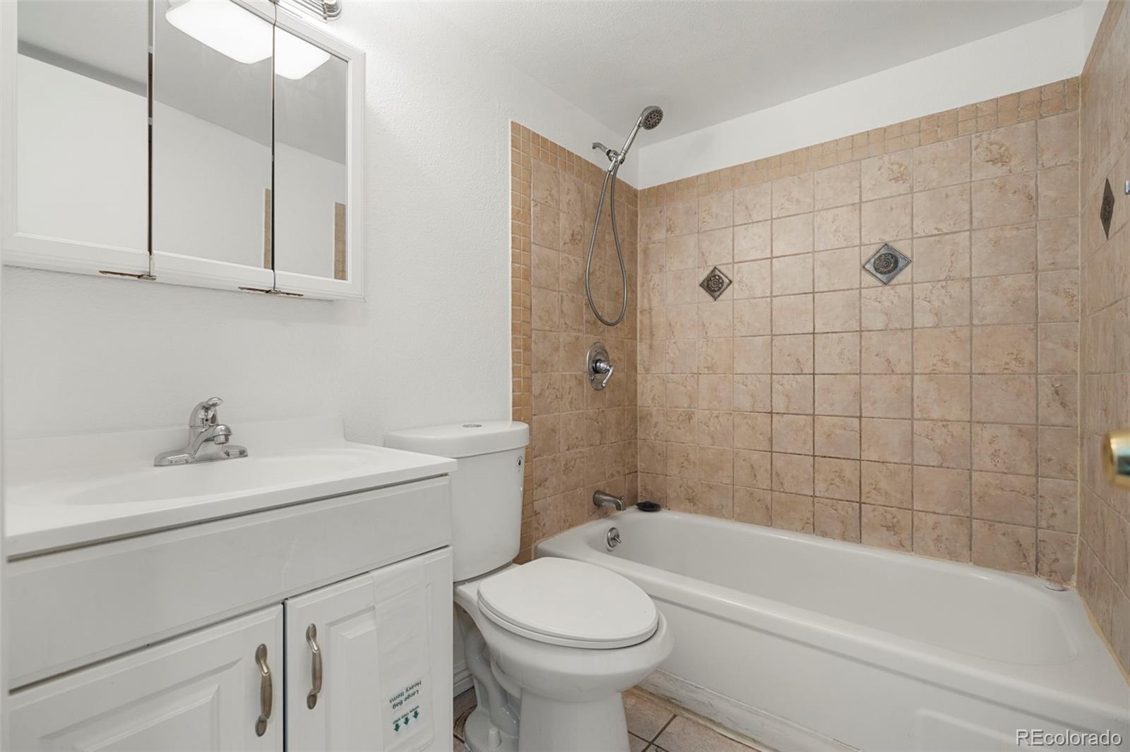 MLS Image #9 for 9240 e girard avenue,denver, Colorado
