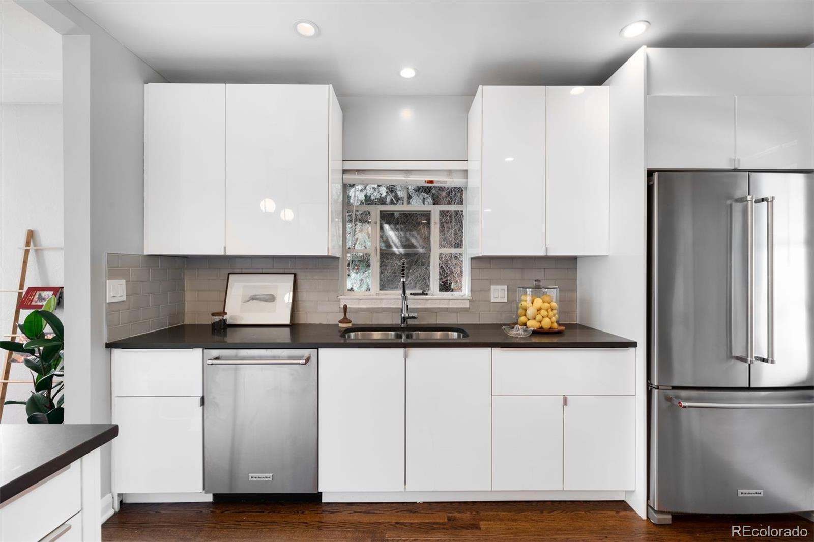 MLS Image #11 for 2383  jasmine street,denver, Colorado