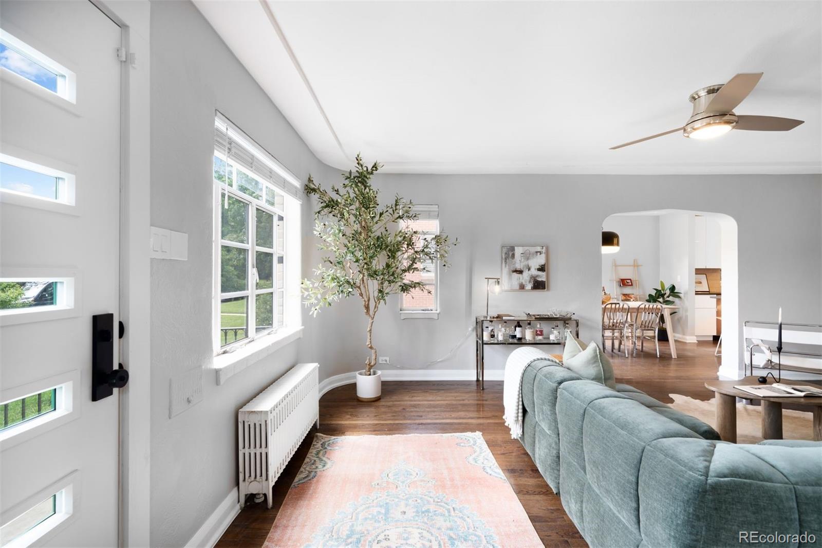 MLS Image #4 for 2383  jasmine street,denver, Colorado