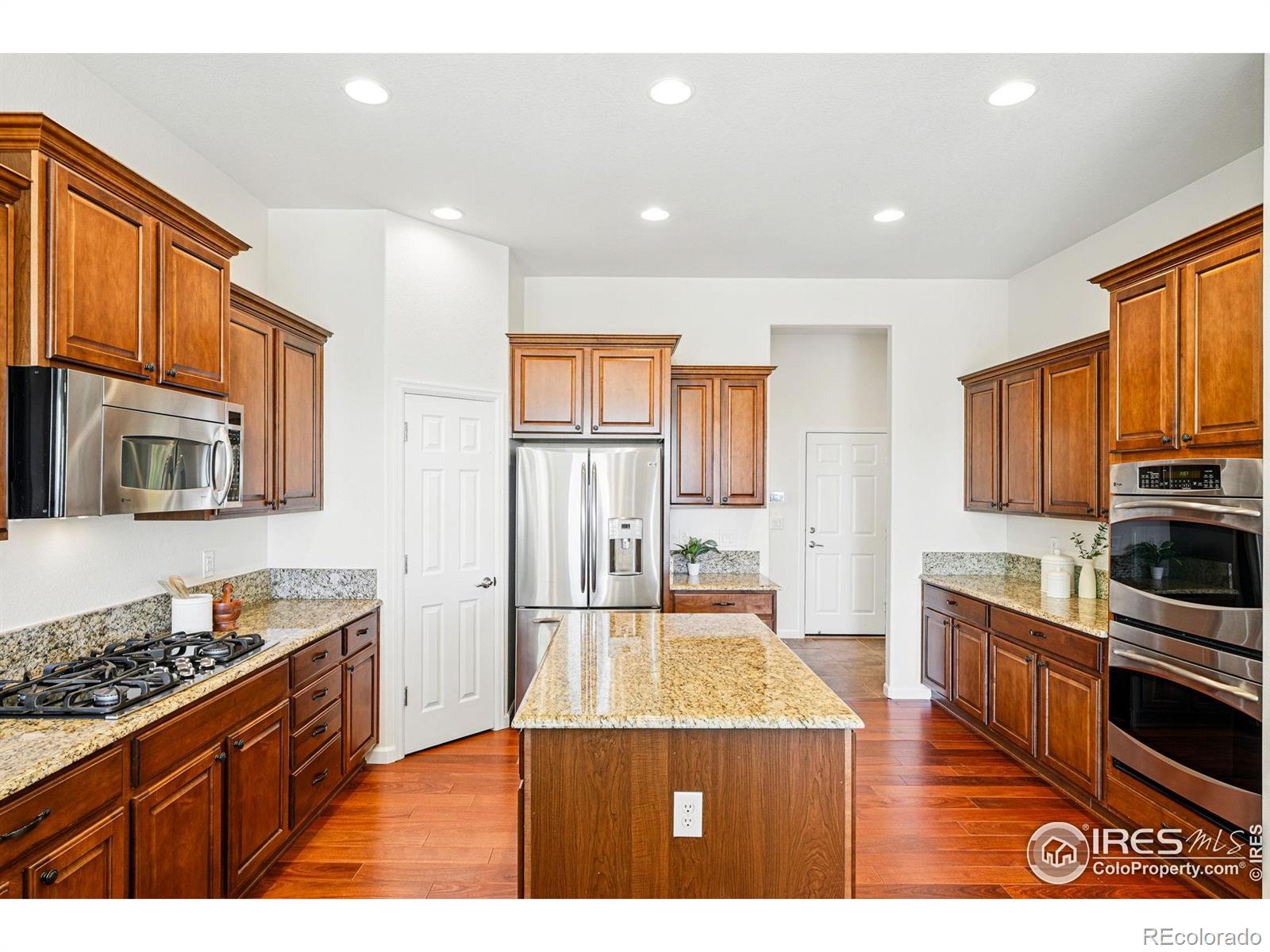 MLS Image #12 for 4648  belford circle,broomfield, Colorado