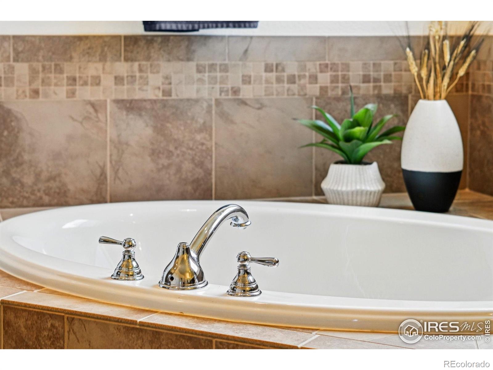 MLS Image #19 for 4648  belford circle,broomfield, Colorado