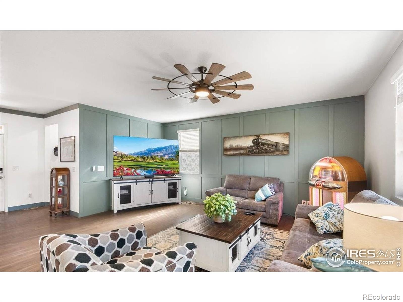 MLS Image #4 for 1675  highfield drive,windsor, Colorado