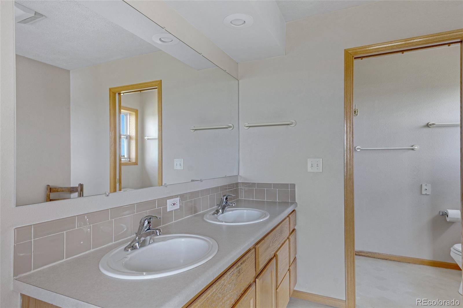 MLS Image #17 for 33294  expertise trail,kiowa, Colorado