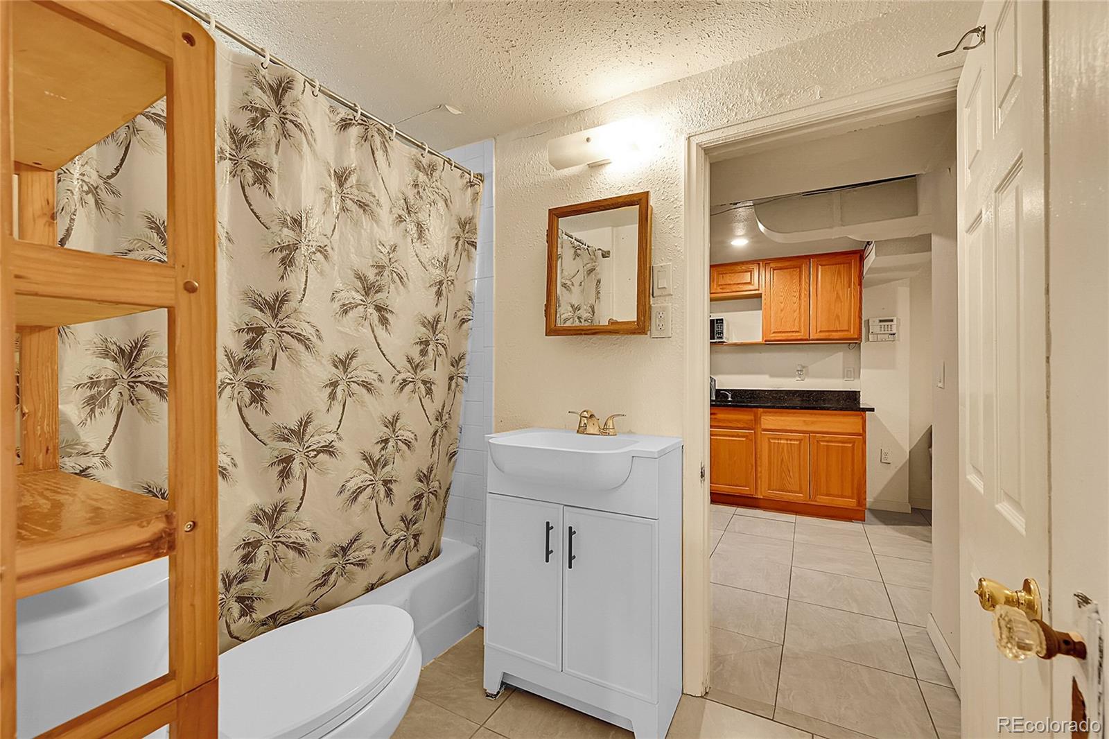 MLS Image #29 for 3070  colorado boulevard,denver, Colorado