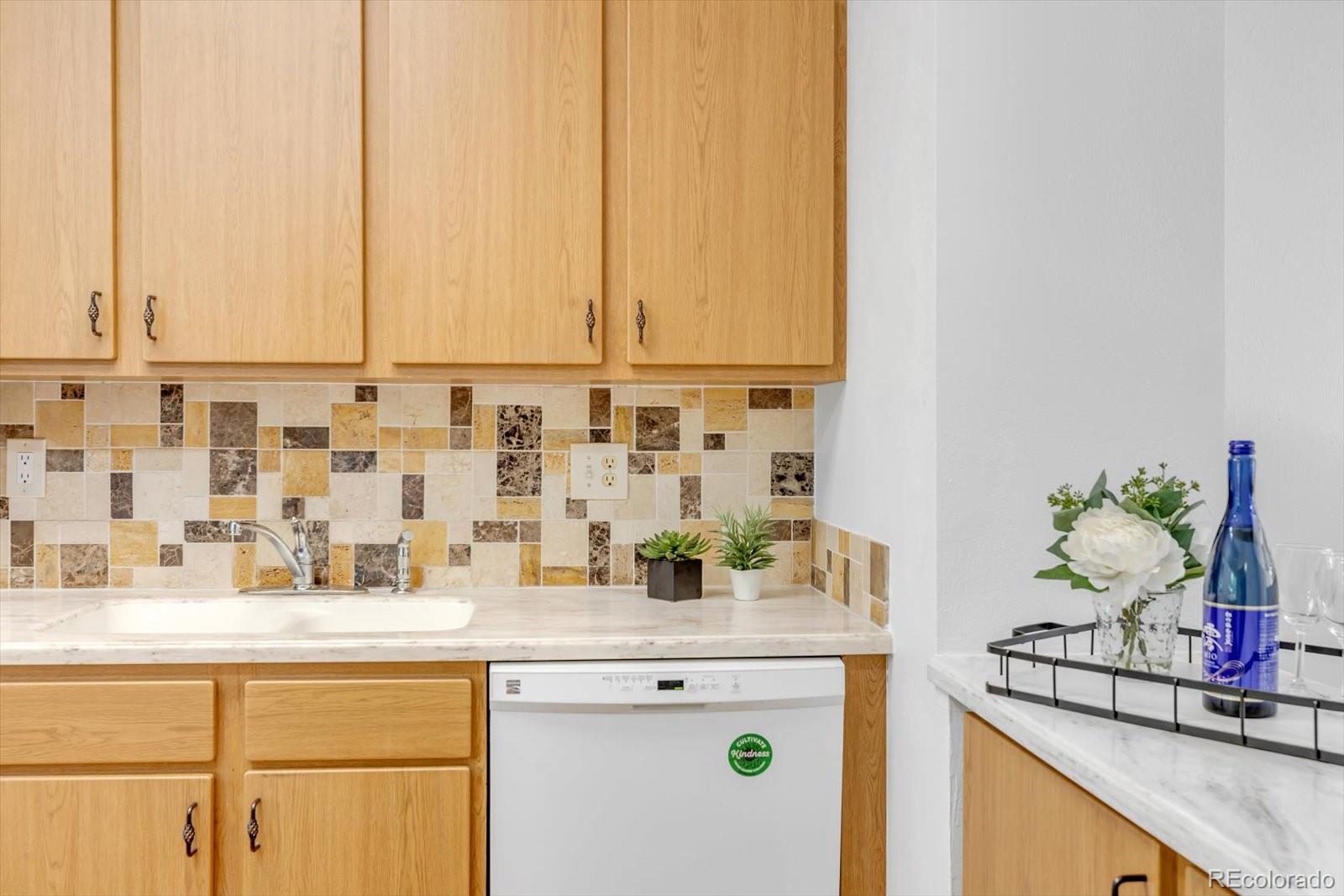 MLS Image #13 for 8705 w 86th drive,arvada, Colorado