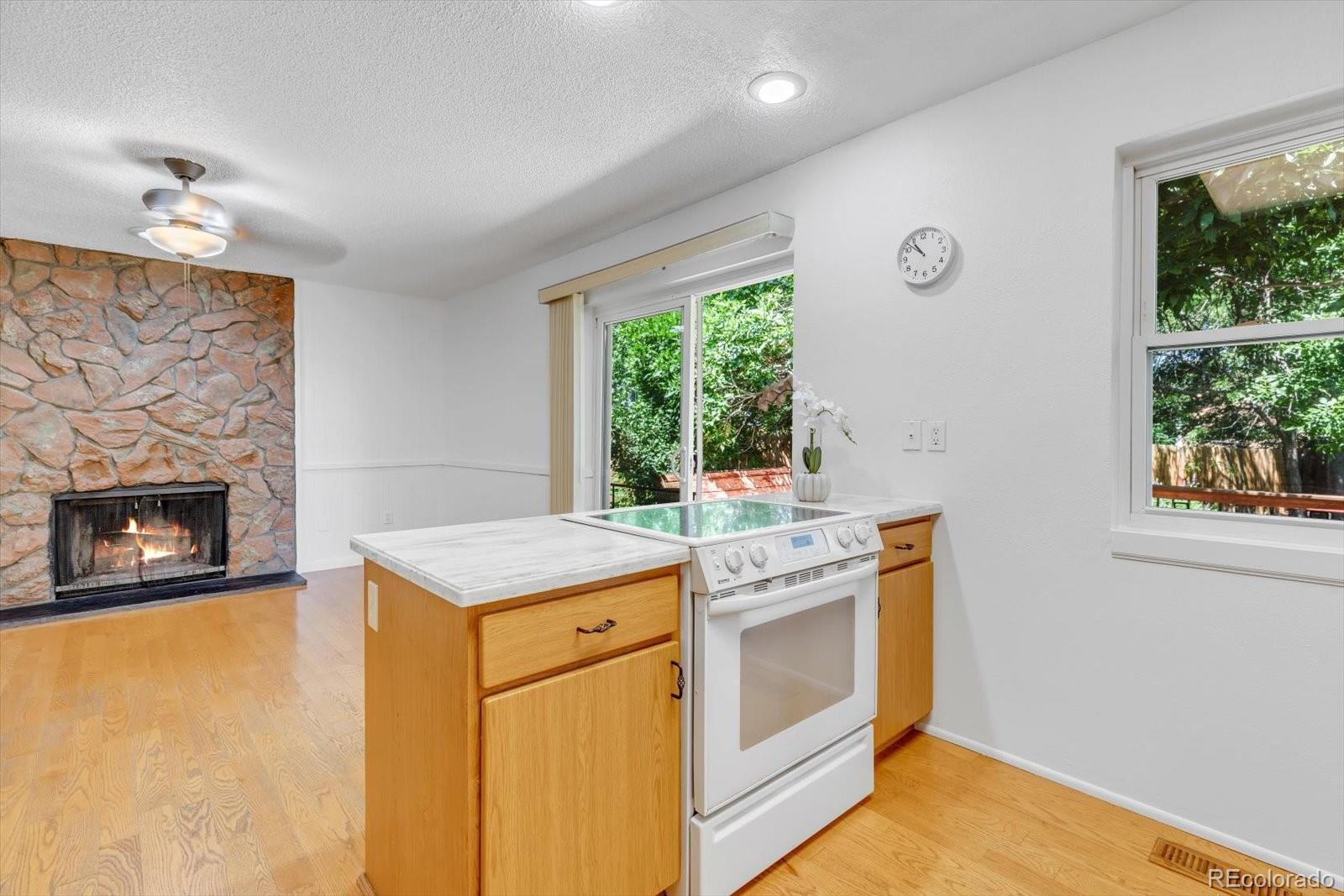 MLS Image #14 for 8705 w 86th drive,arvada, Colorado
