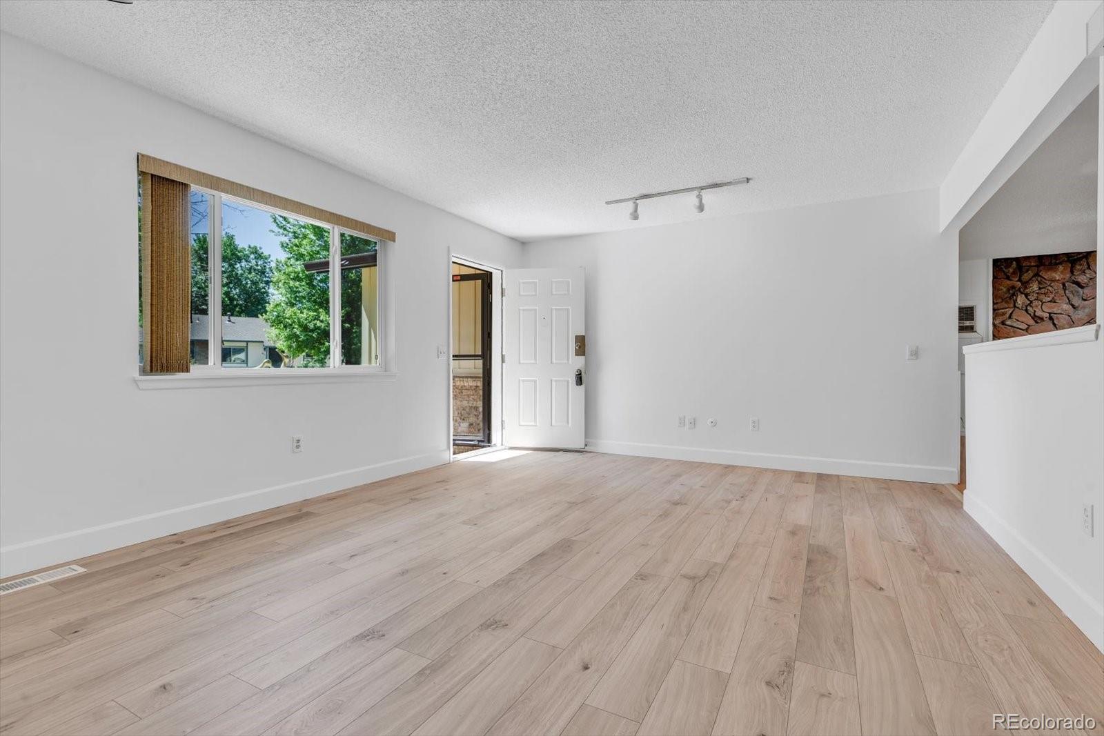 MLS Image #7 for 8705 w 86th drive,arvada, Colorado