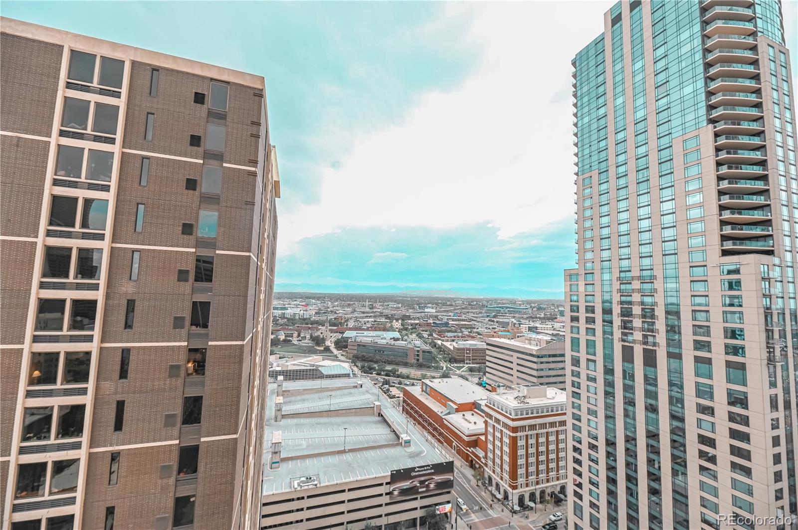 CMA Image for 1020  15th Street,Denver, Colorado