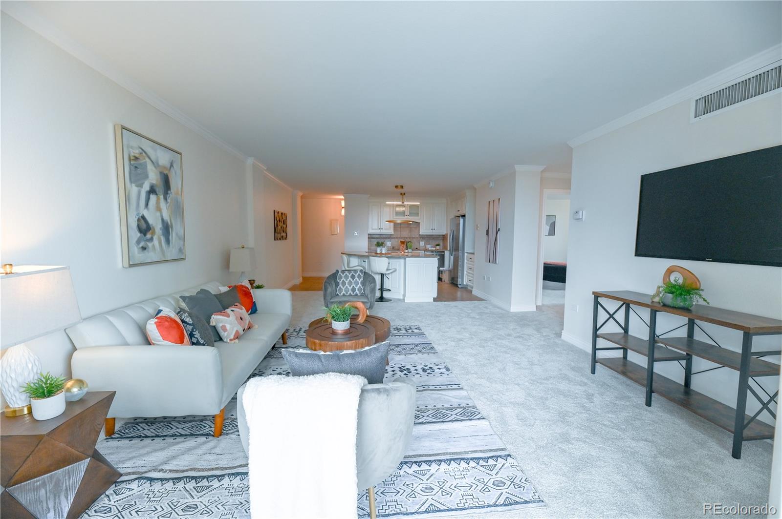 MLS Image #7 for 1020  15th street,denver, Colorado