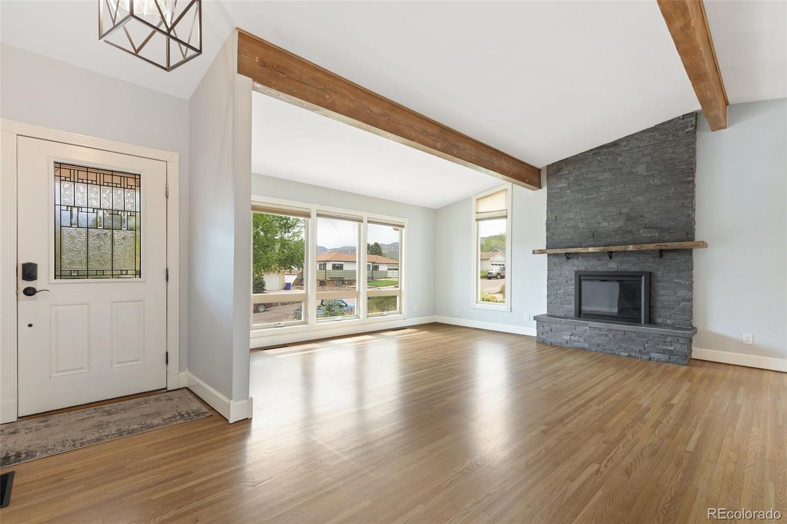 MLS Image #11 for 813  panorama drive,colorado springs, Colorado