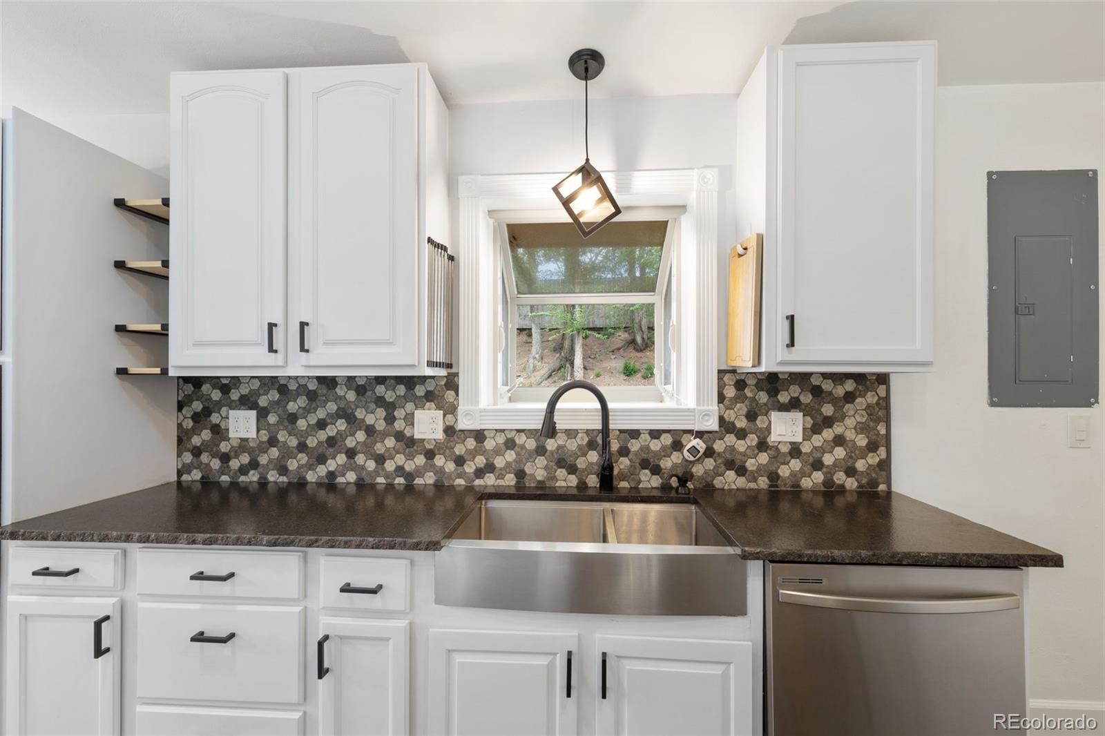 MLS Image #23 for 813  panorama drive,colorado springs, Colorado