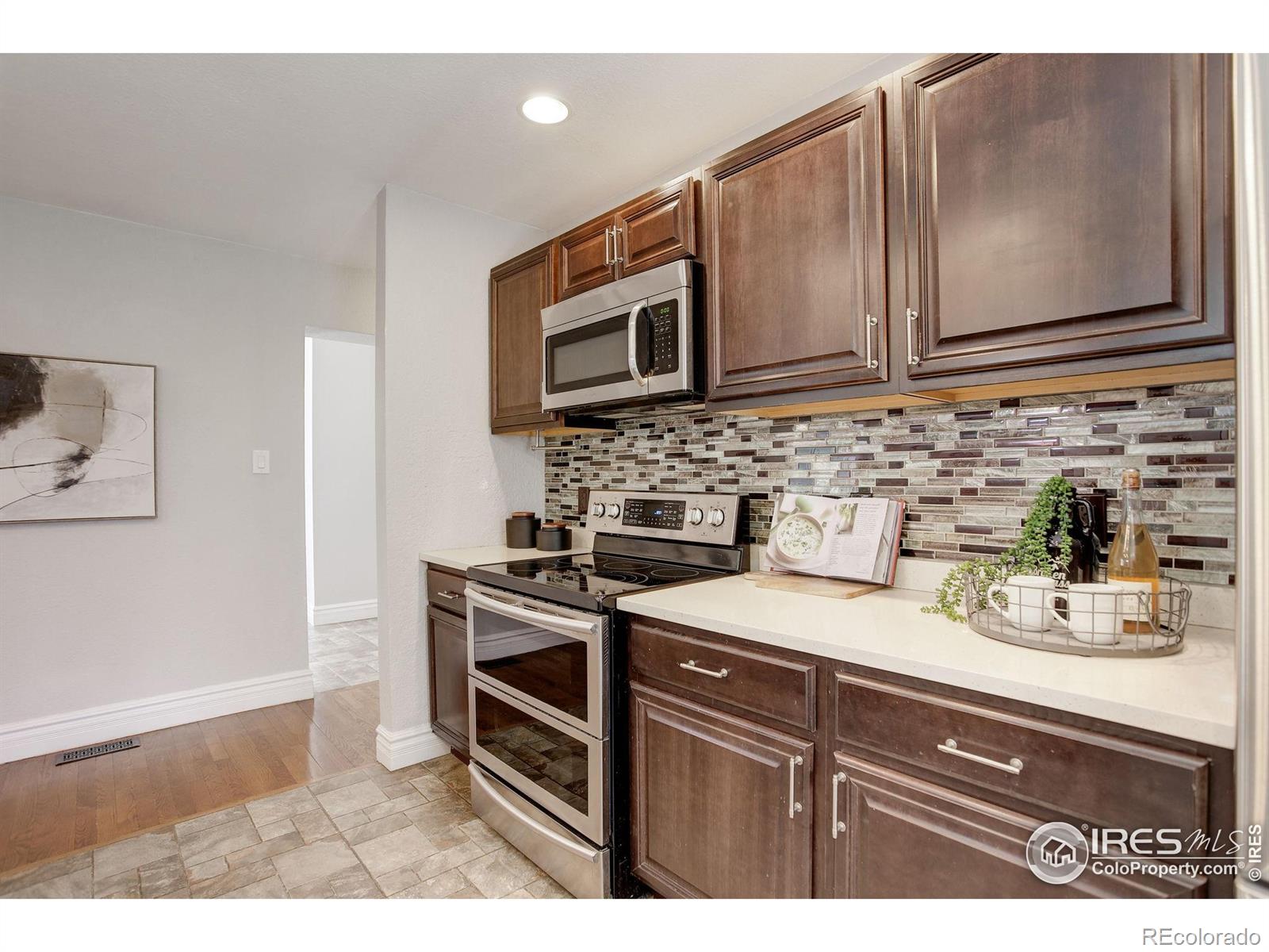 MLS Image #10 for 319  carter lane,longmont, Colorado