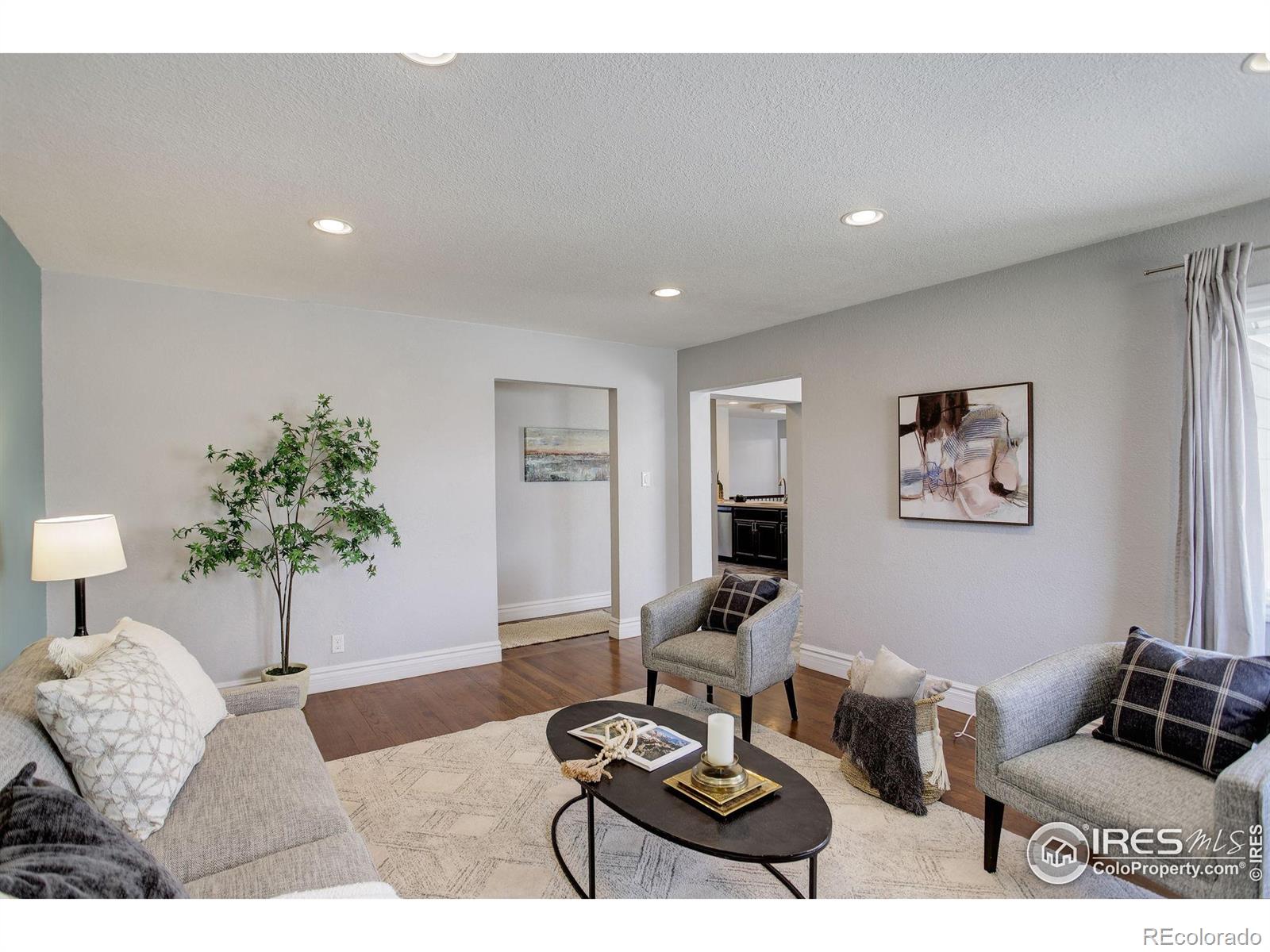 MLS Image #3 for 319  carter lane,longmont, Colorado