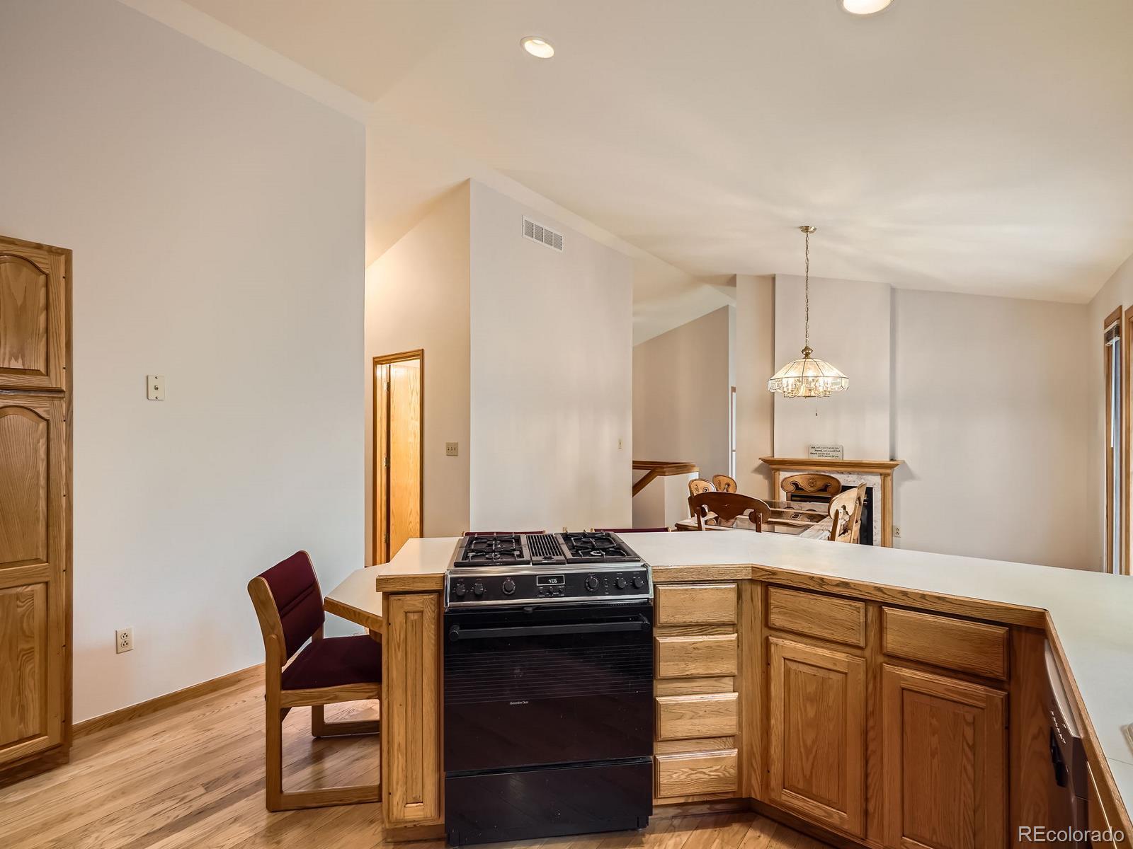 MLS Image #9 for 9670 w 69th avenue,arvada, Colorado