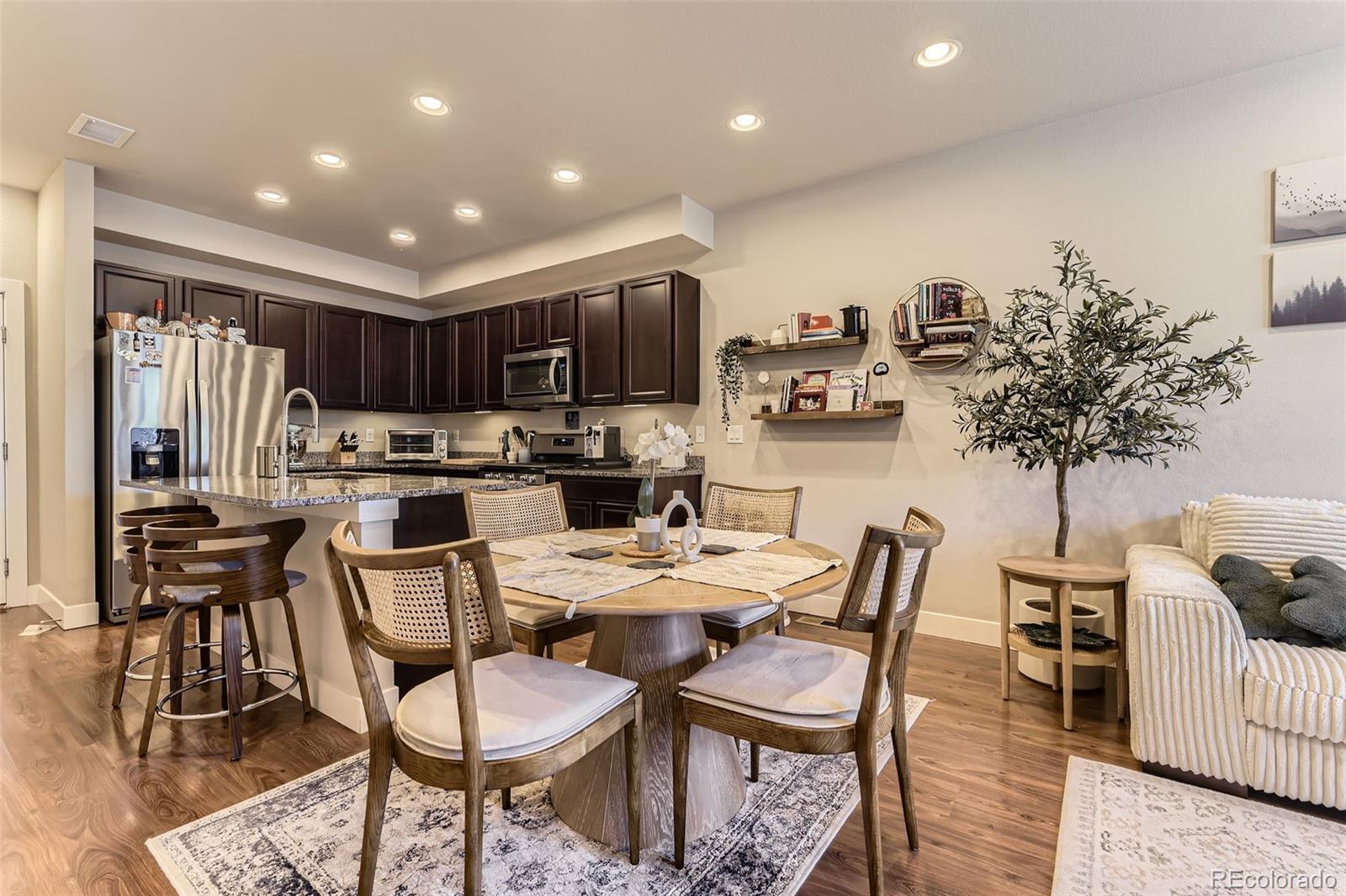 MLS Image #10 for 16057 e 47th place,denver, Colorado