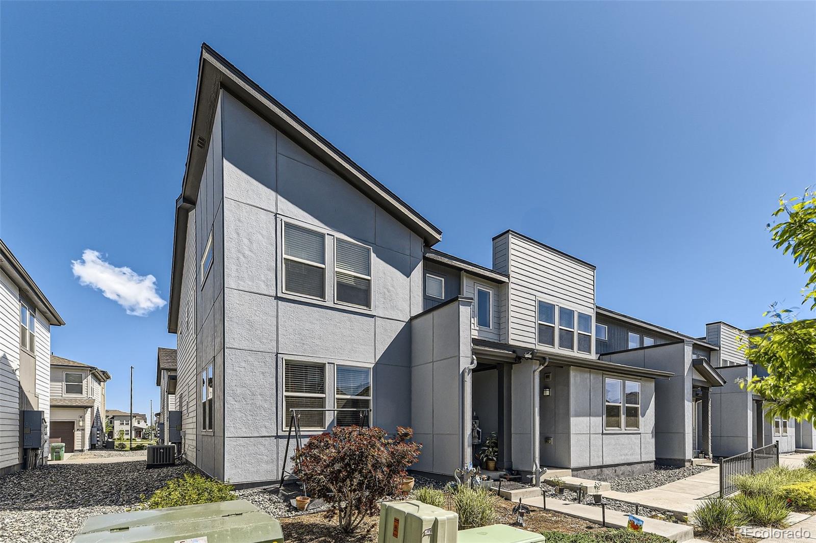 MLS Image #2 for 16057 e 47th place,denver, Colorado