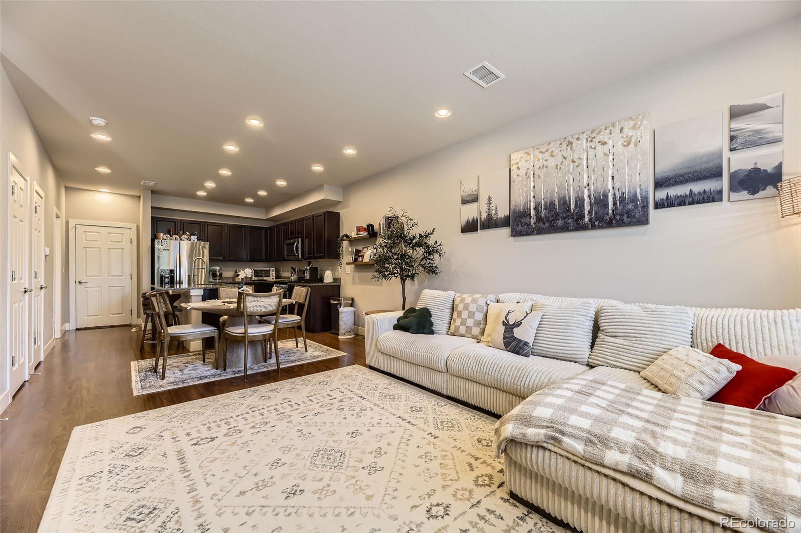 MLS Image #6 for 16057 e 47th place,denver, Colorado