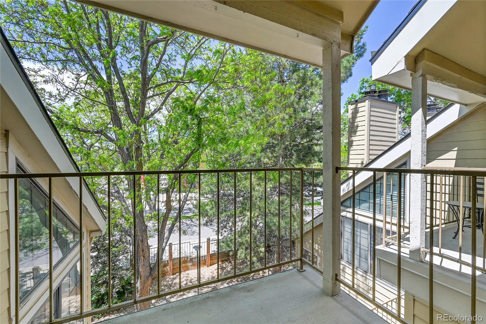 MLS Image #26 for 980 s dahlia street,denver, Colorado