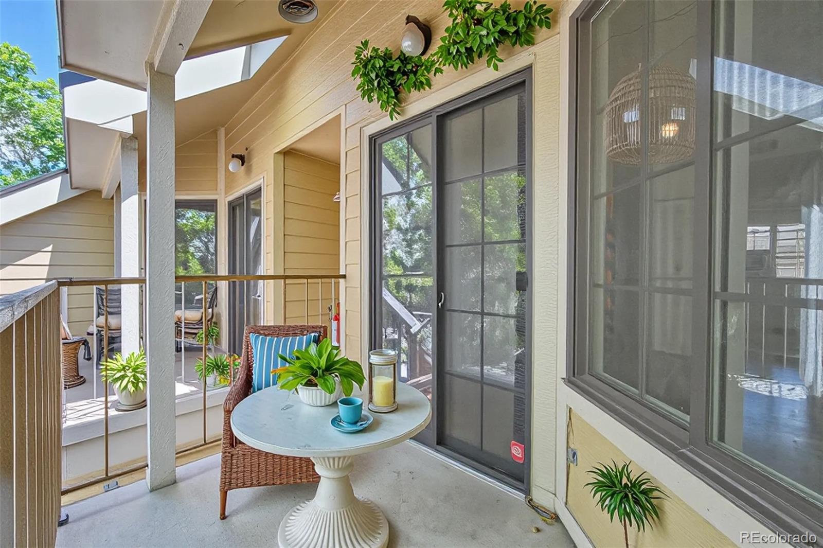 MLS Image #27 for 980 s dahlia street,denver, Colorado