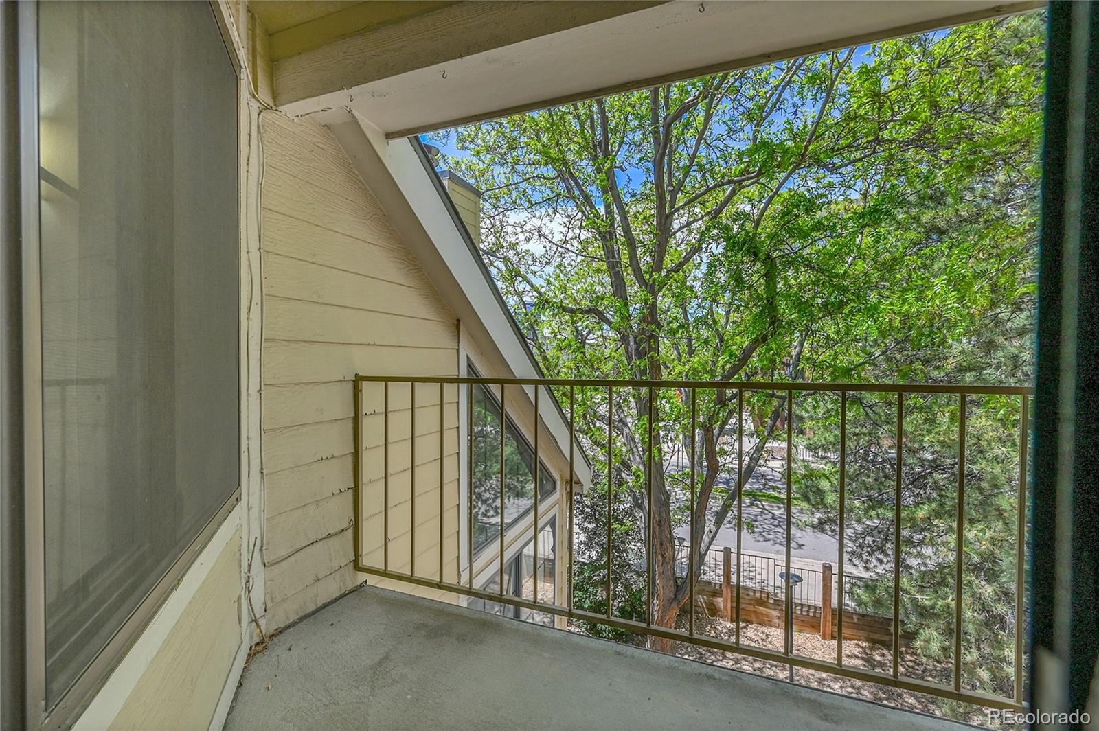 MLS Image #28 for 980 s dahlia street,denver, Colorado
