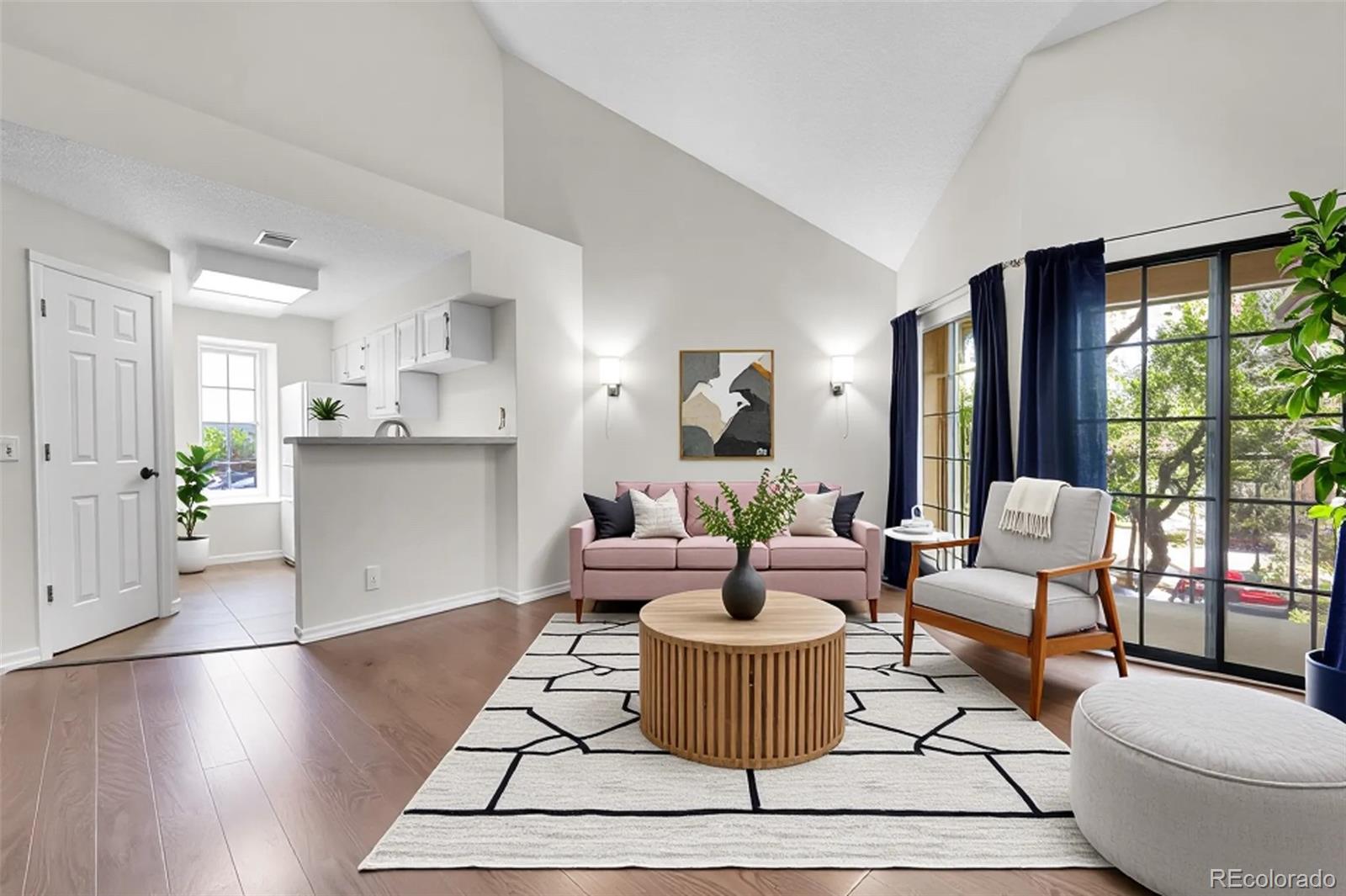 MLS Image #4 for 980 s dahlia street,denver, Colorado