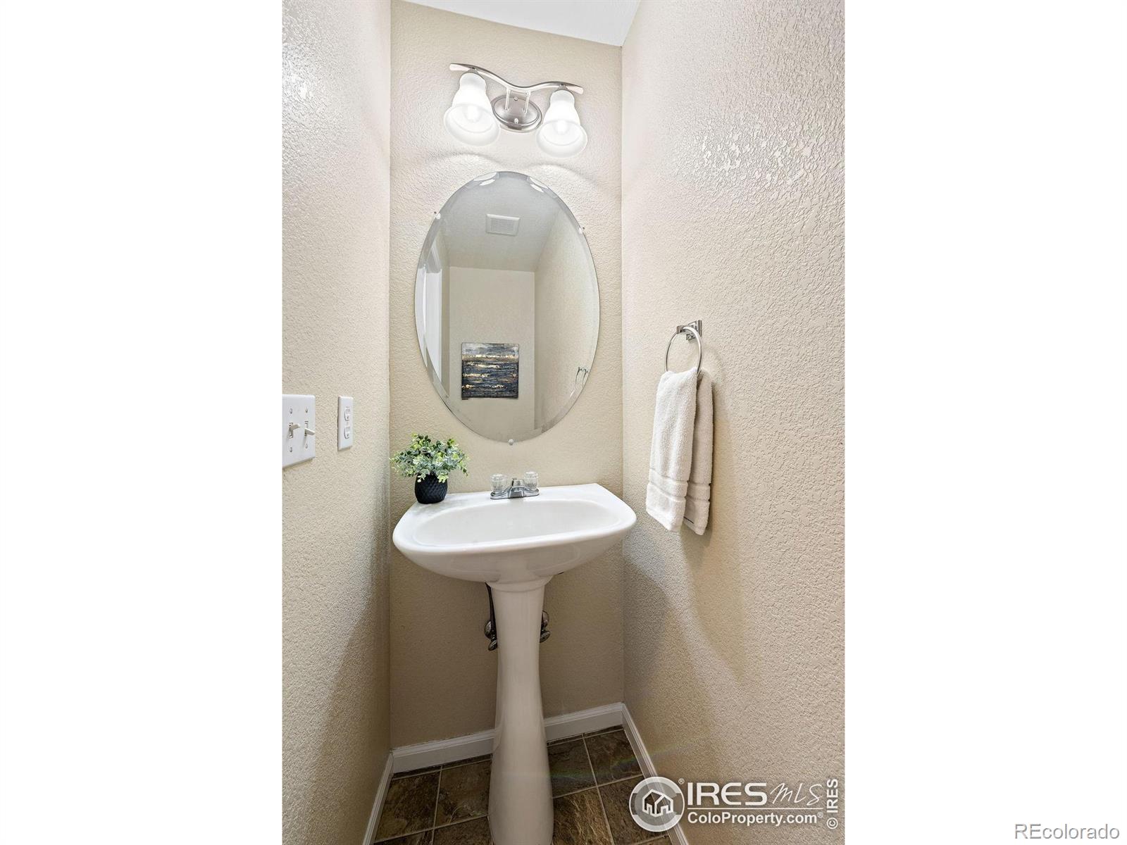 MLS Image #12 for 14300  waterside lane,broomfield, Colorado