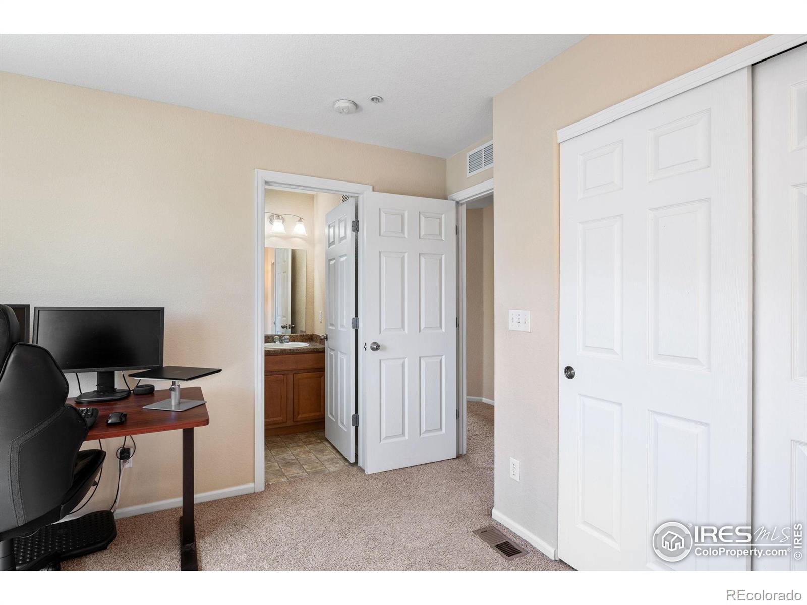 MLS Image #20 for 14300  waterside lane,broomfield, Colorado