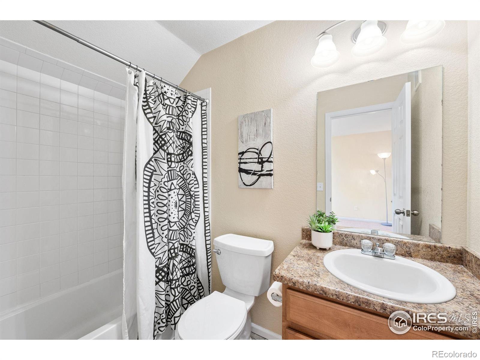 MLS Image #22 for 14300  waterside lane,broomfield, Colorado