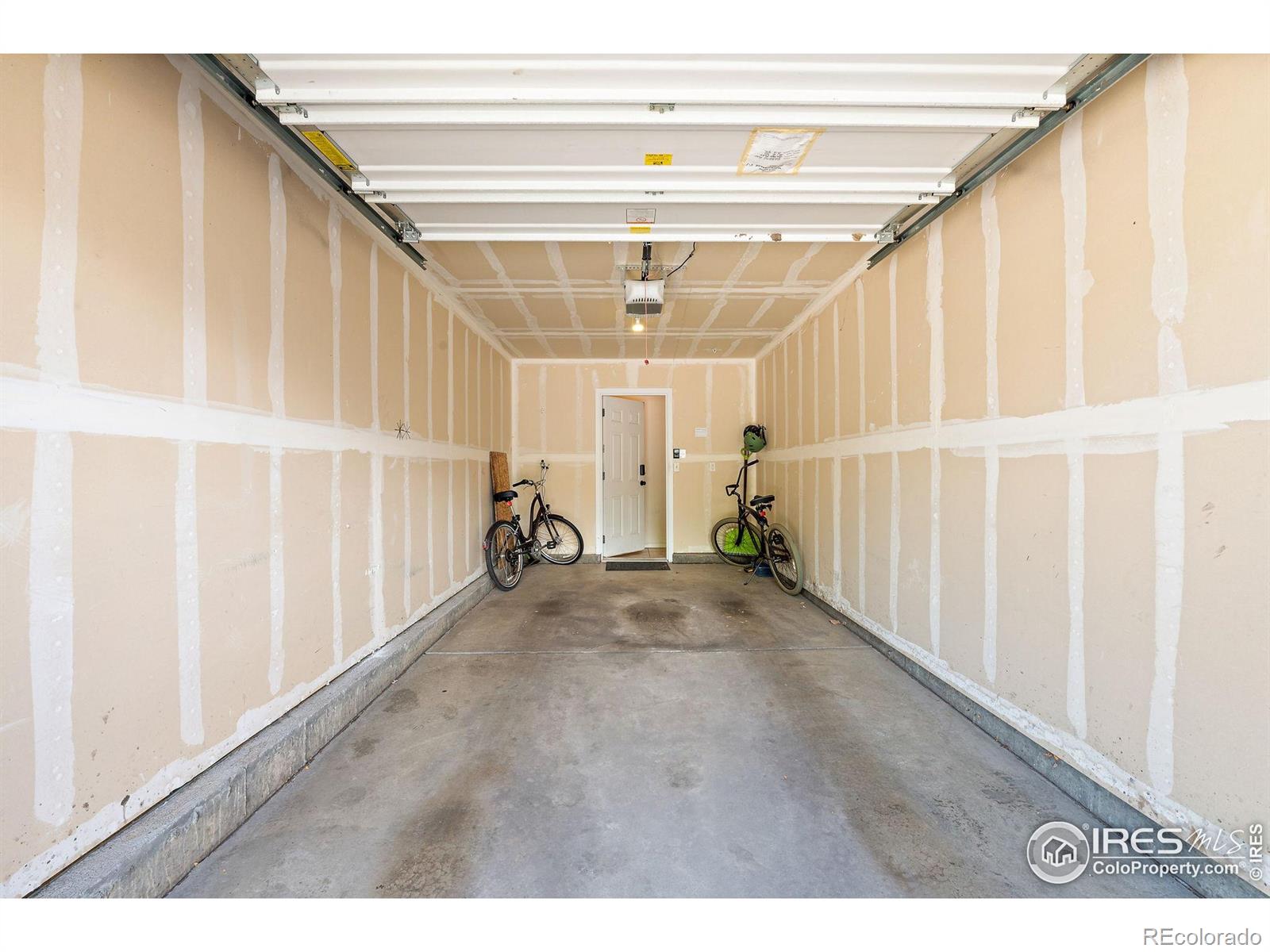 MLS Image #29 for 14300  waterside lane,broomfield, Colorado