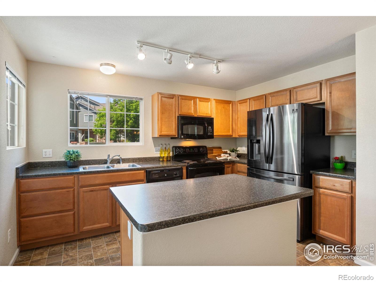 MLS Image #7 for 14300  waterside lane,broomfield, Colorado