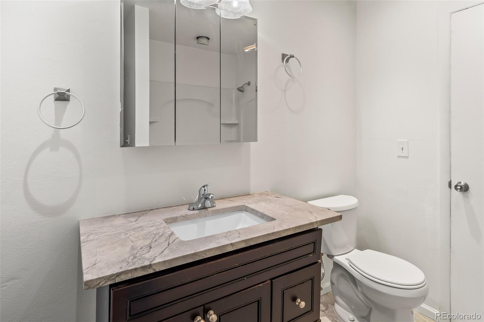 MLS Image #15 for 865 s quebec street,denver, Colorado