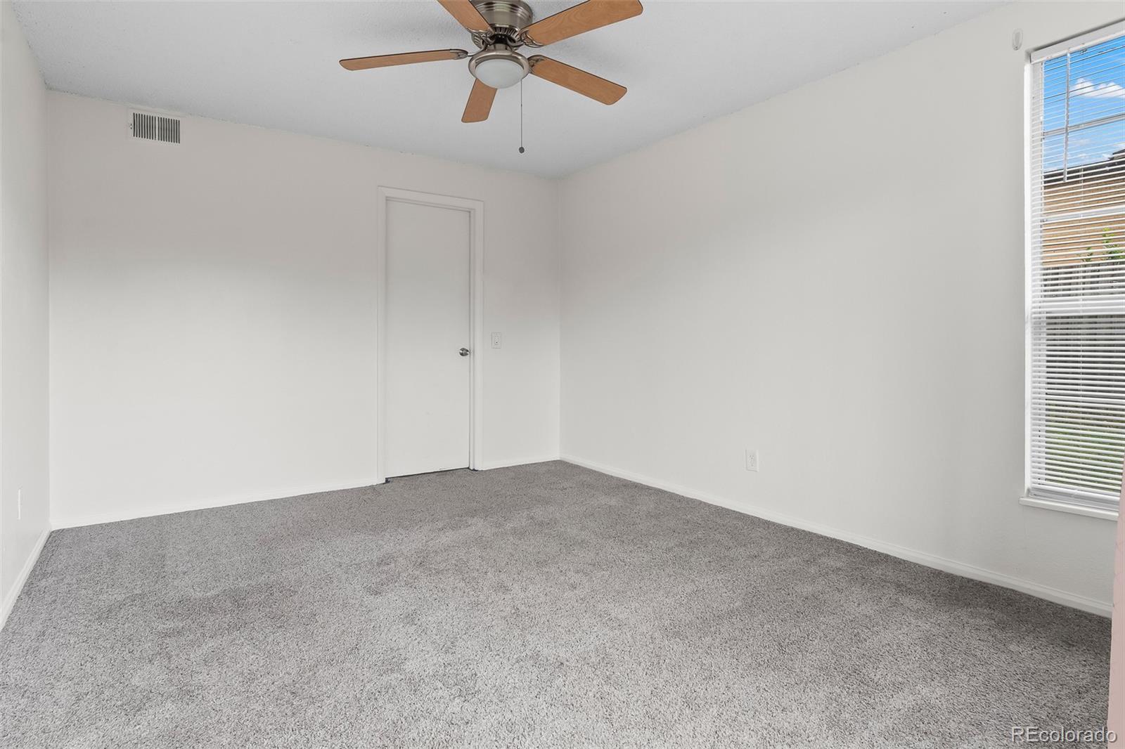 MLS Image #29 for 865 s quebec street,denver, Colorado