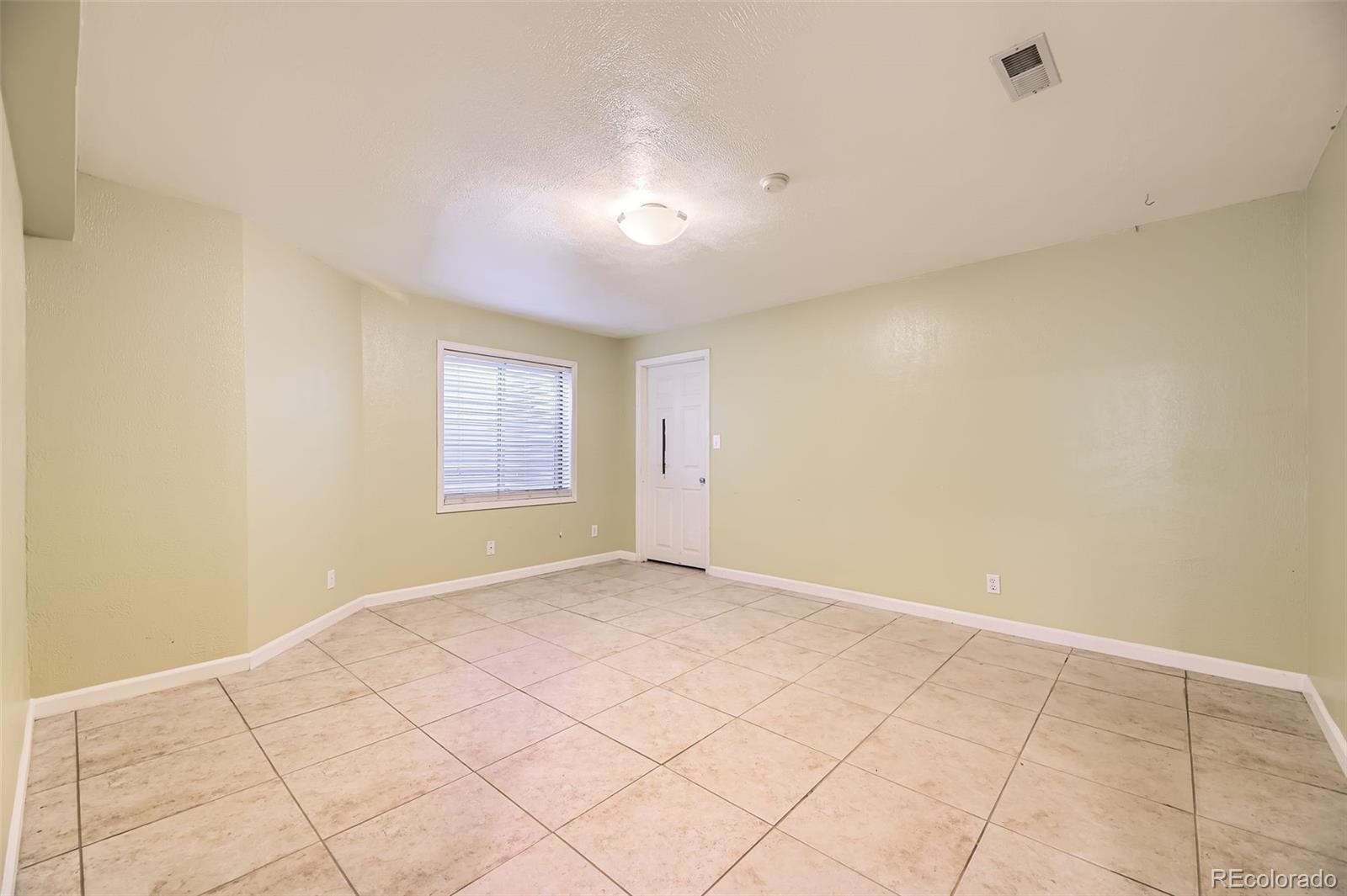 MLS Image #20 for 9742 e hawaii place,aurora, Colorado