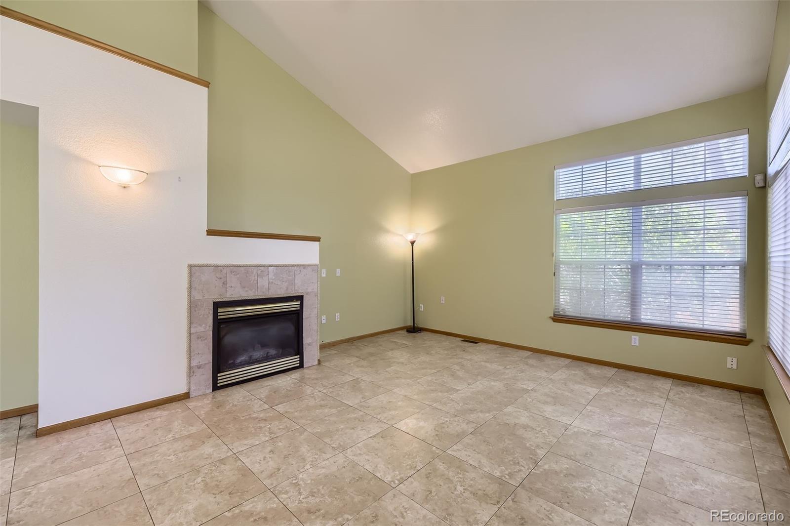 MLS Image #3 for 9742 e hawaii place,aurora, Colorado