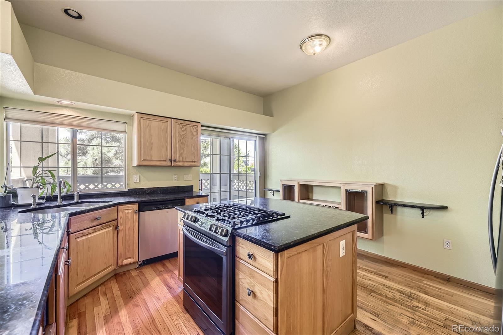MLS Image #9 for 9742 e hawaii place,aurora, Colorado