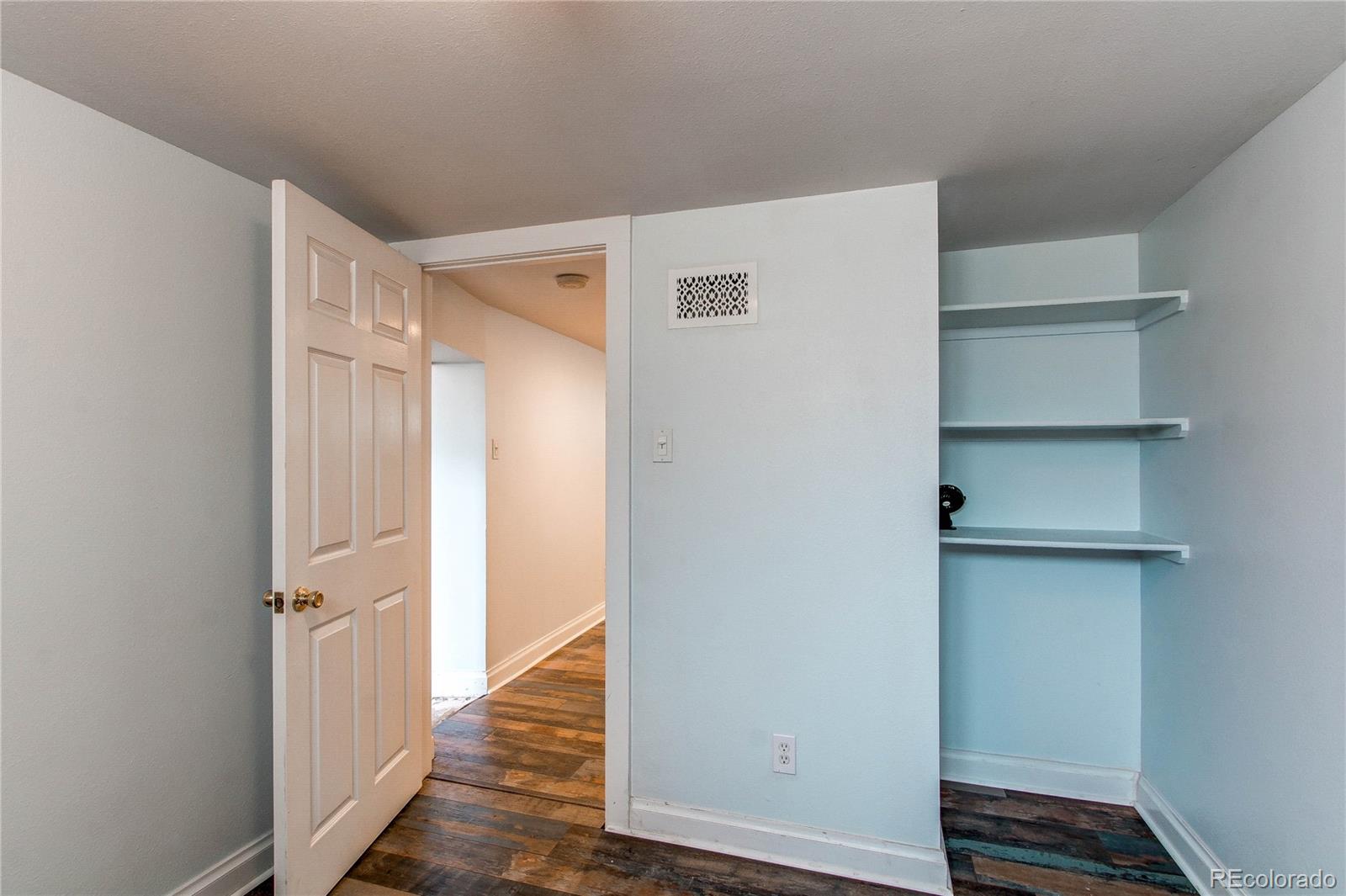MLS Image #18 for 1844 s lincoln street,denver, Colorado