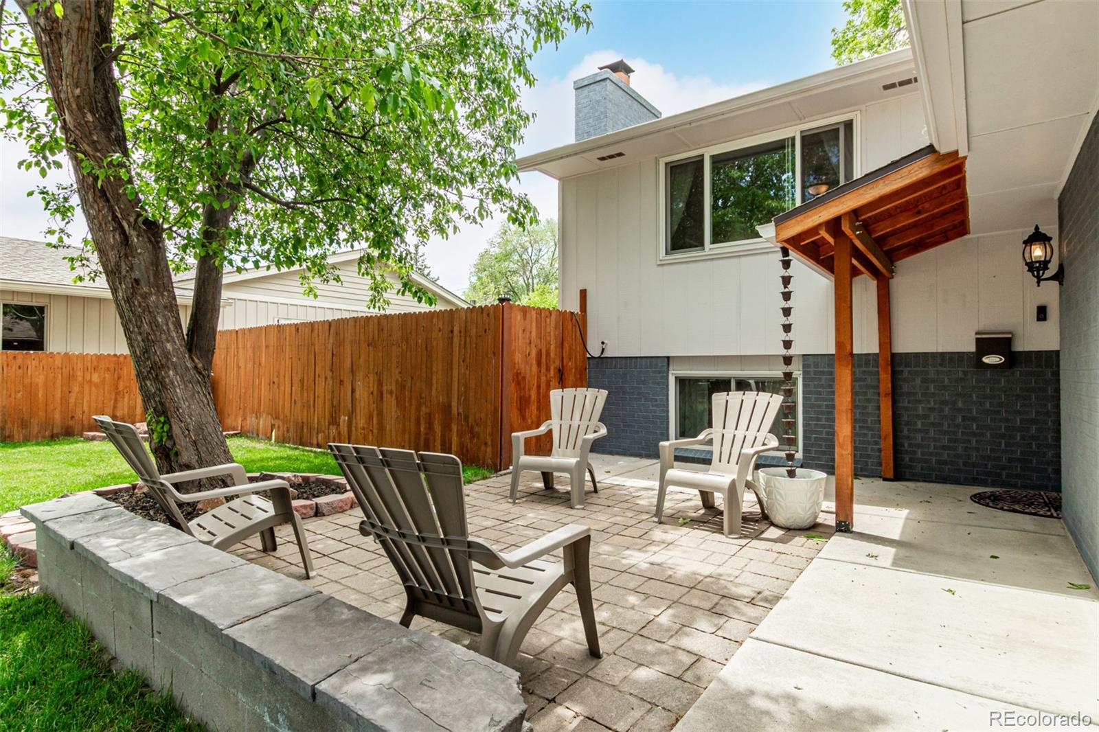 MLS Image #6 for 4643 s vrain street,denver, Colorado