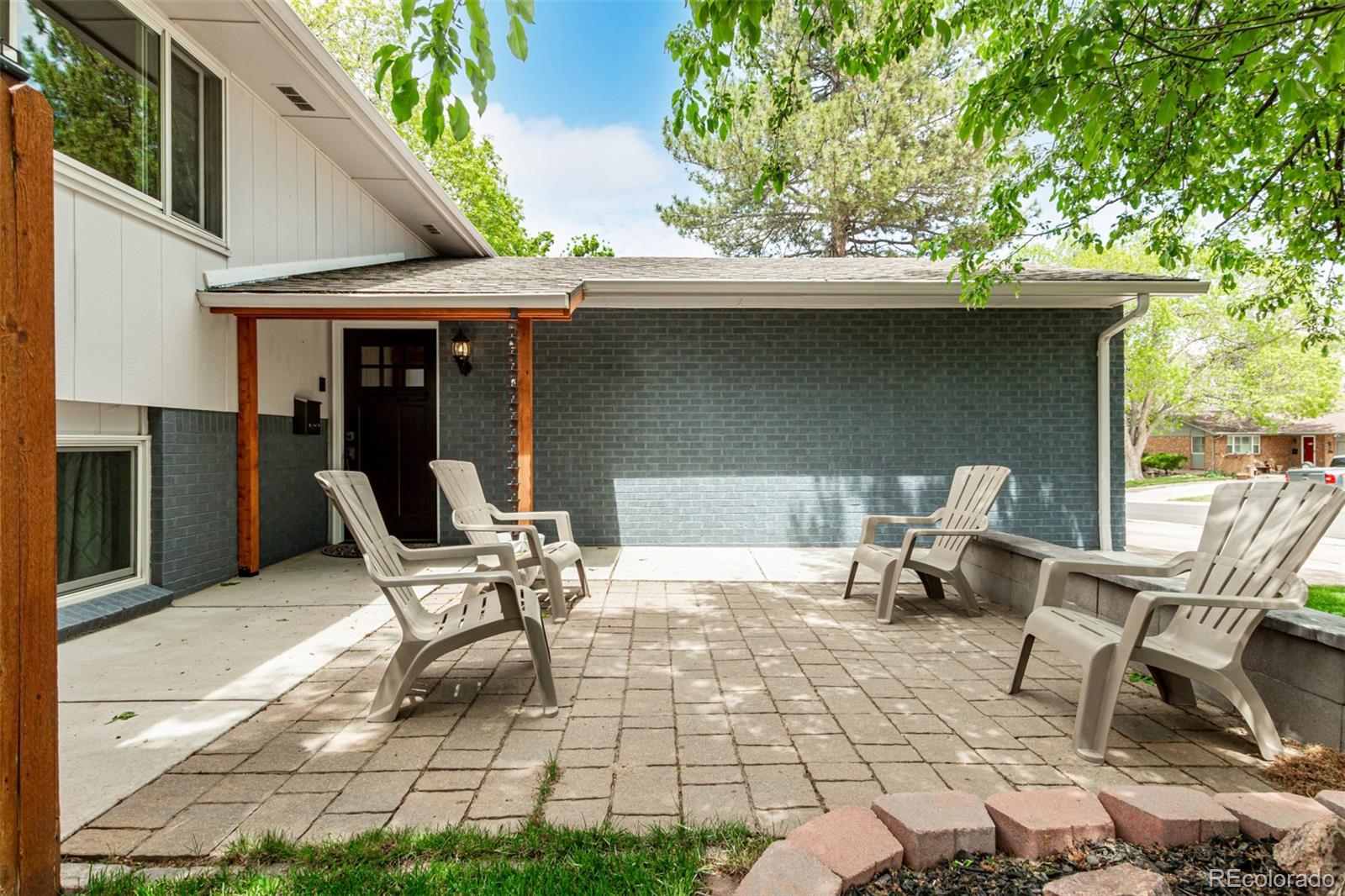 MLS Image #7 for 4643 s vrain street,denver, Colorado
