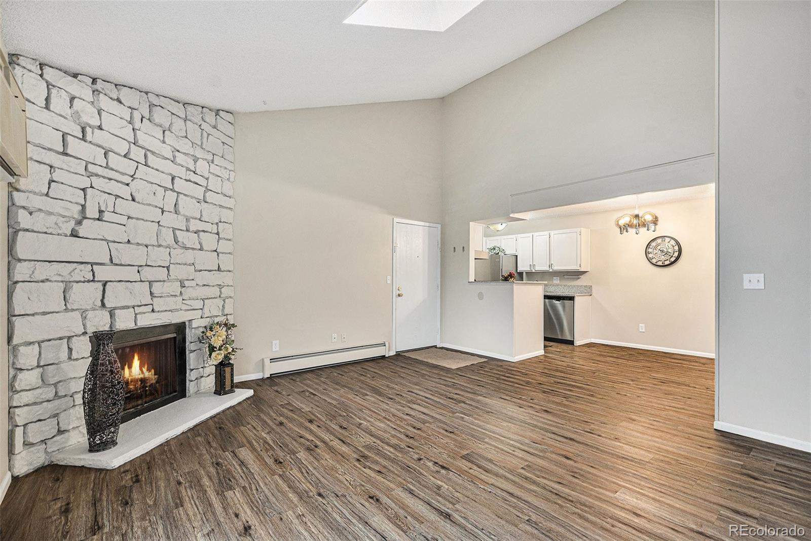 MLS Image #5 for 10150 e virginia avenue,denver, Colorado