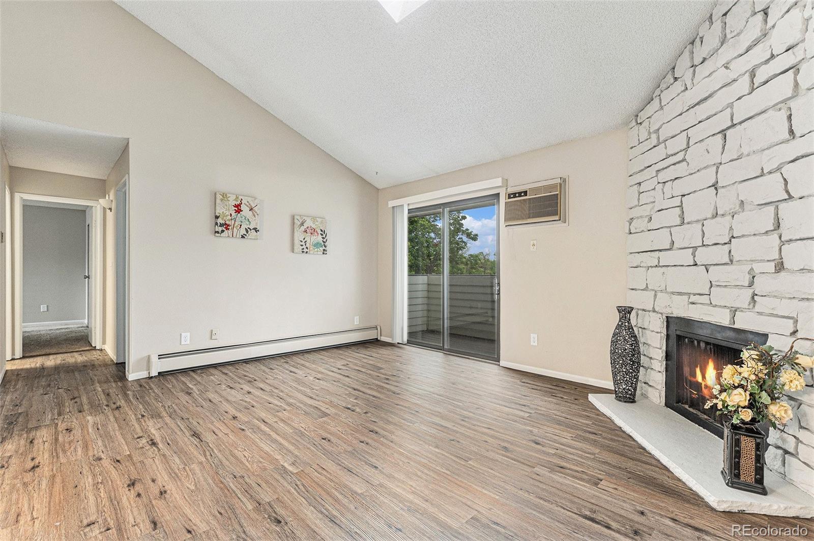 MLS Image #6 for 10150 e virginia avenue,denver, Colorado